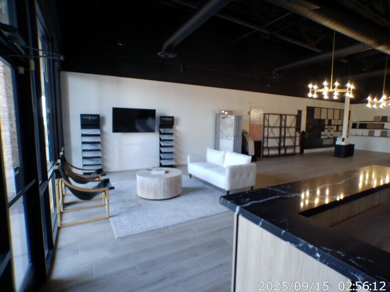 1433 E Williams Field Rd, Gilbert, AZ for lease - Building Photo - Image 2 of 4