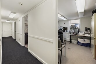 406 Main St, Great Barrington, MA for sale Interior Photo- Image 1 of 26