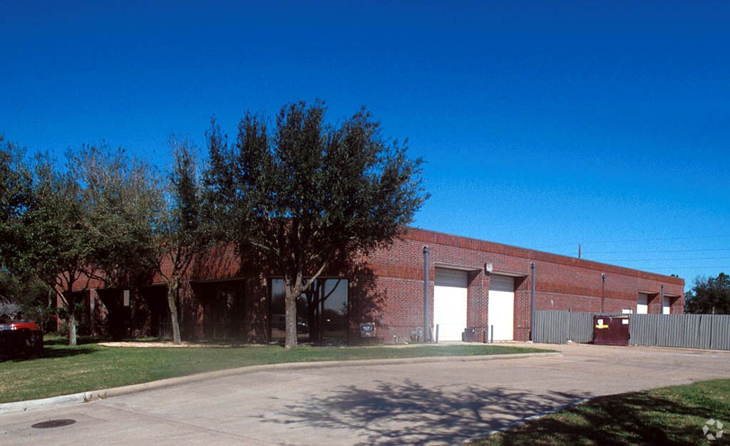 12999 Jess Pirtle Blvd, Sugar Land, TX 77478 | LoopNet
