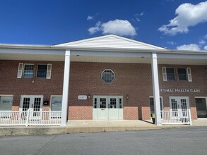 11377 Robinwood Dr, Hagerstown, MD for lease Building Photo- Image 1 of 14