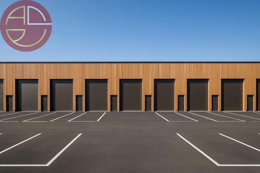 Industrial in Castanet-Tolosan for sale - Building Photo - Image 1 of 5