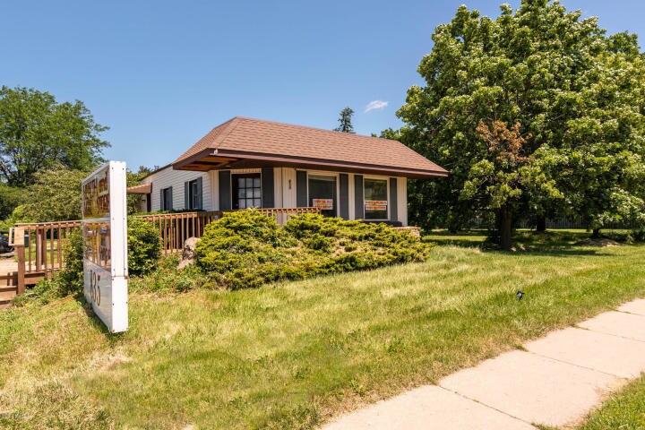 835 W Main St, Lowell, MI for sale Building Photo- Image 1 of 1