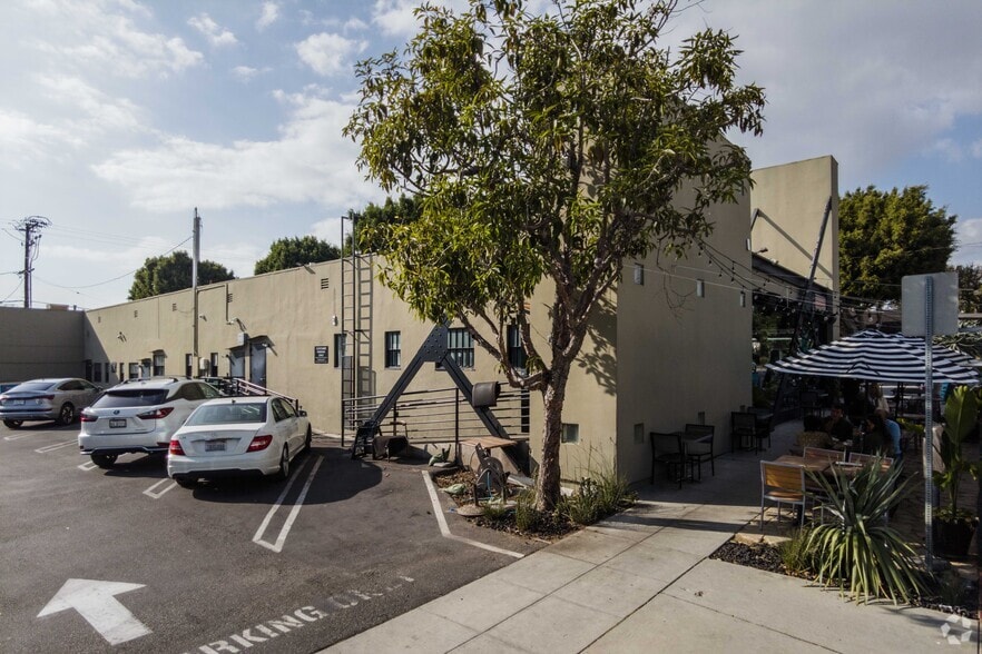 1518-1534 Montana Ave, Santa Monica, CA for lease - Building Photo - Image 2 of 5