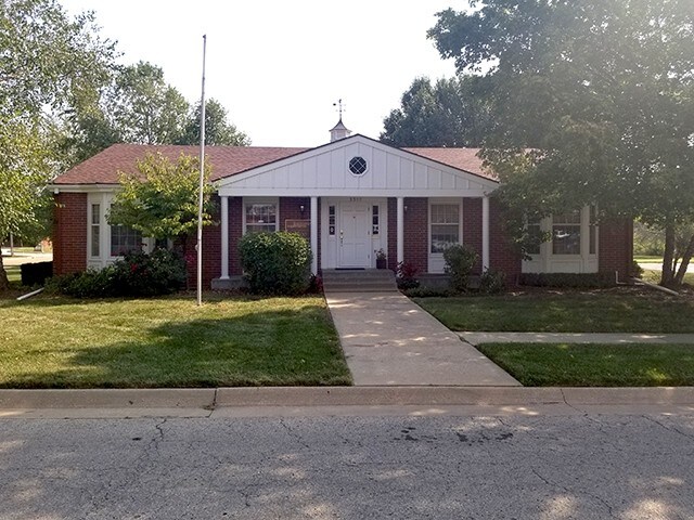 3300 SW Van Buren St, Topeka, KS for sale - Building Photo - Image 1 of 1