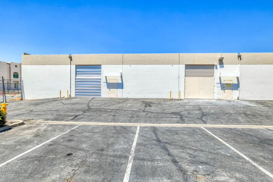 15554-15562 Arrow Hwy, Irwindale, CA for sale - Building Photo - Image 1 of 24