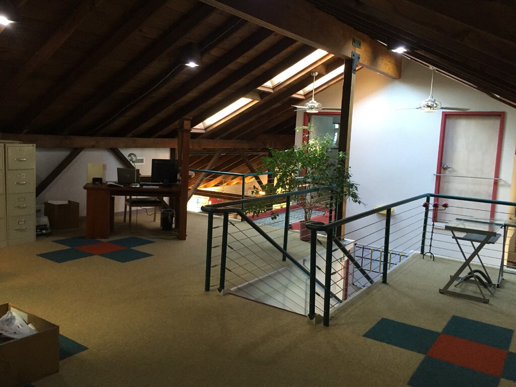 View Photo