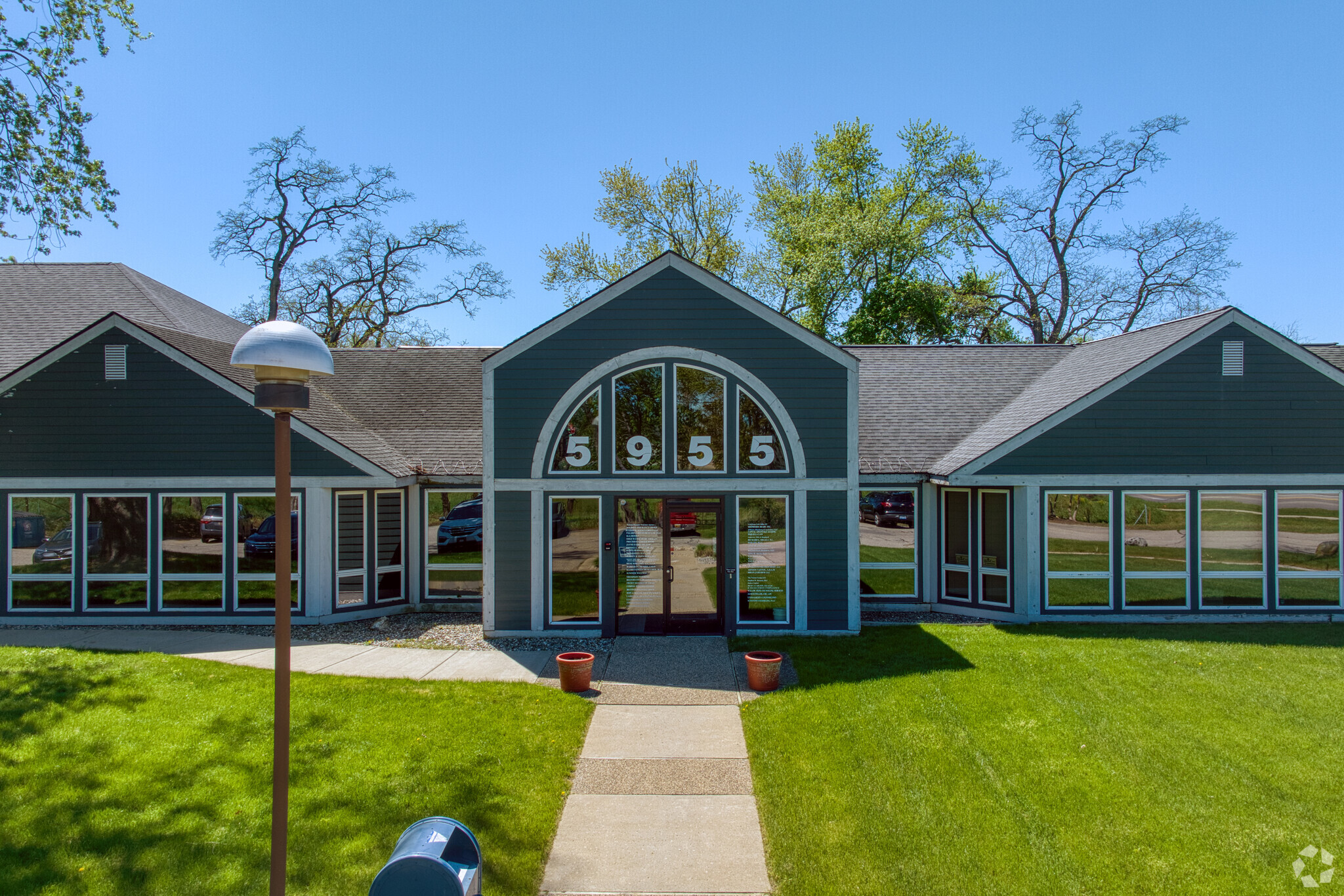 5985 W Main St, Kalamazoo, MI for lease Building Photo- Image 1 of 7