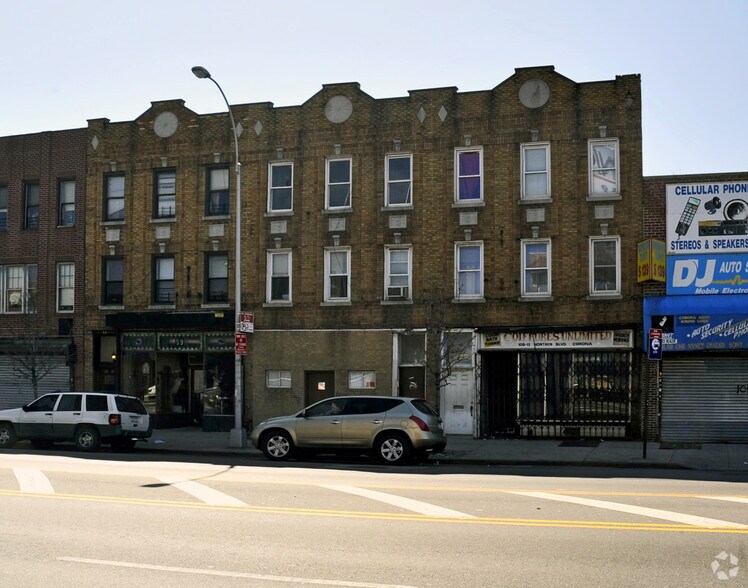 10518 Northern Blvd, Corona, NY for sale - Primary Photo - Image 1 of 1
