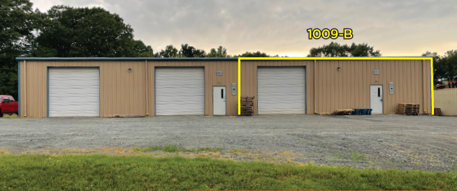 6517 E Old US 421 Hwy, East Bend, NC for lease - Building Photo - Image 2 of 2