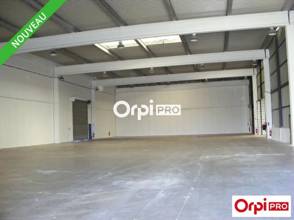 Flex in Valence for lease Building Photo- Image 1 of 10