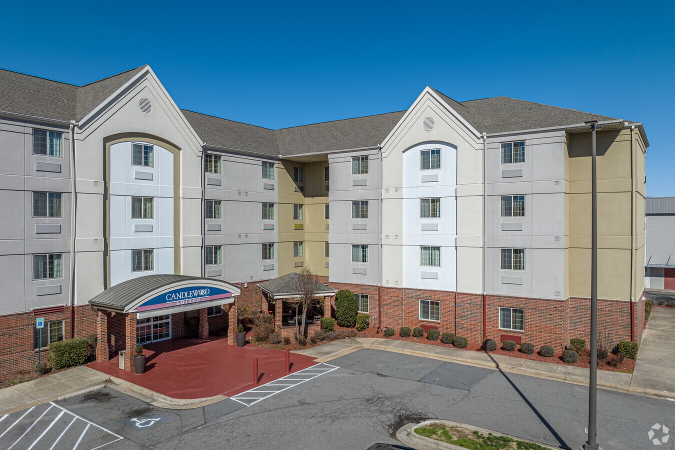 10520 W Markham St, Little Rock, AR 72205 Candlewood Suites West
