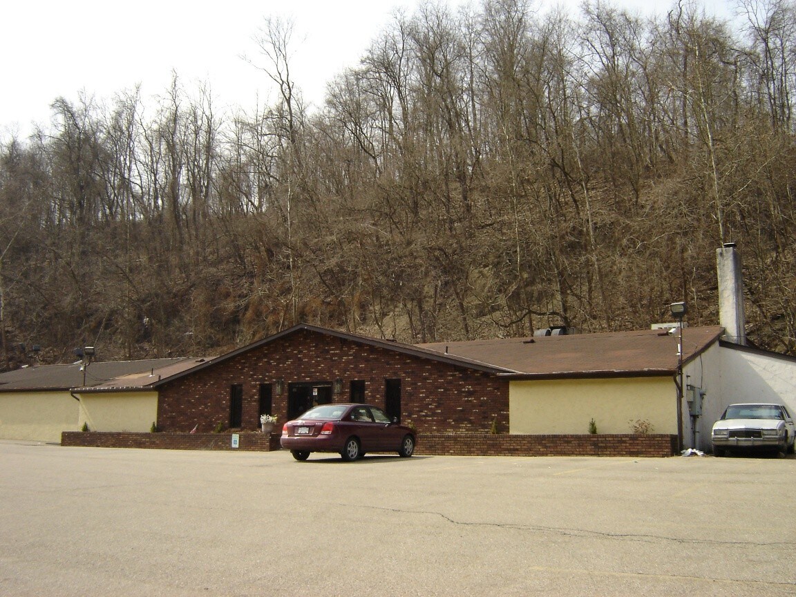 1965-1967 Streets Run Rd, Pittsburgh, PA for sale Building Photo- Image 1 of 1