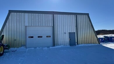 1740 20 1/2 St, Rice Lake, WI for lease Interior Photo- Image 2 of 7