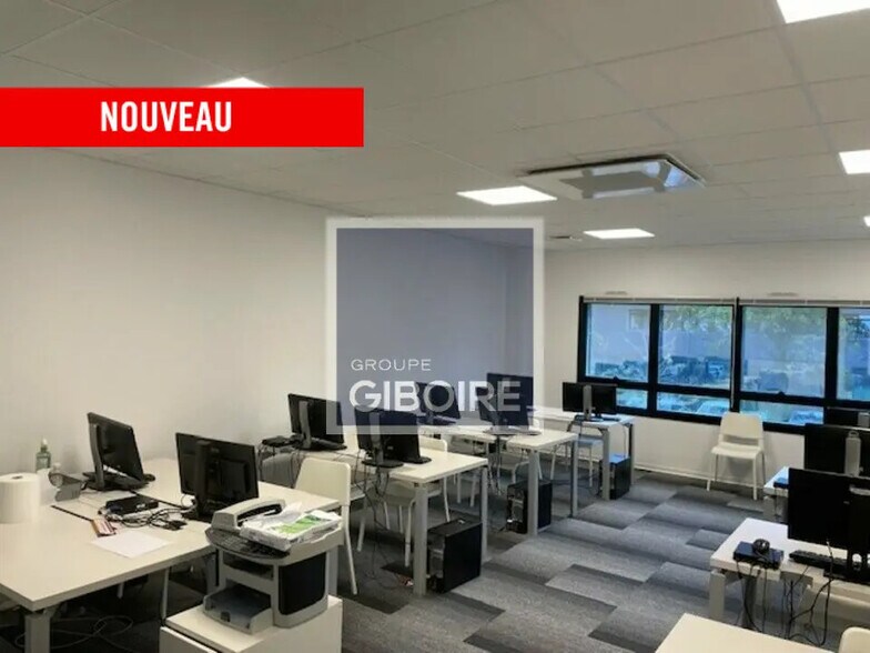 Office in Rennes for lease - Interior Photo - Image 3 of 9