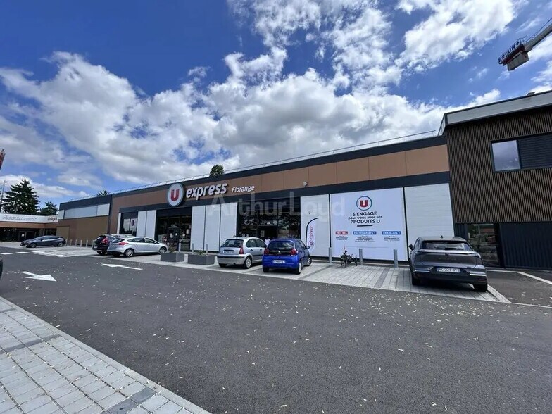 Retail in Florange for lease - Building Photo - Image 3 of 8