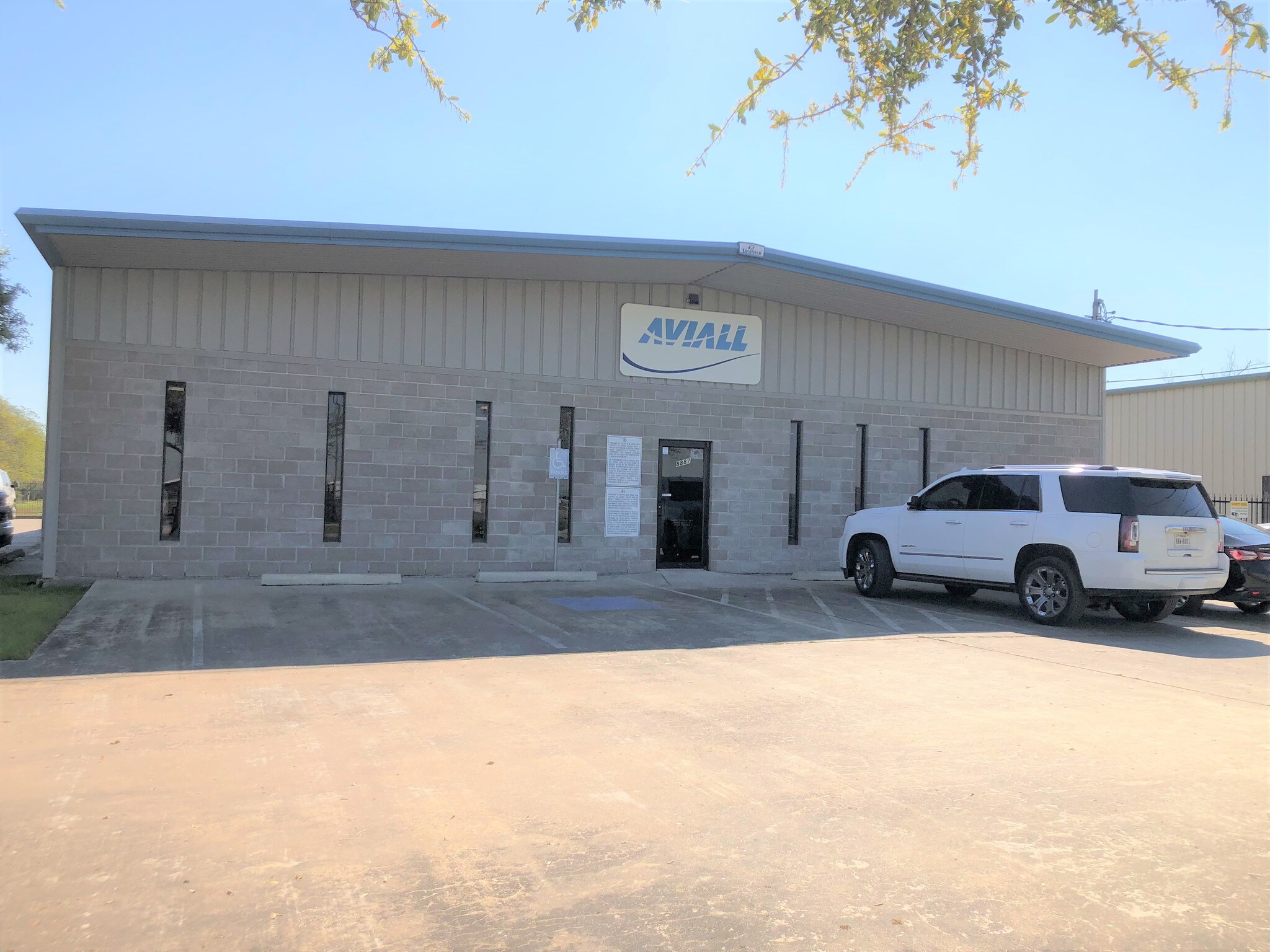 8887 W Monroe Rd, Houston, TX for sale Building Photo- Image 1 of 1