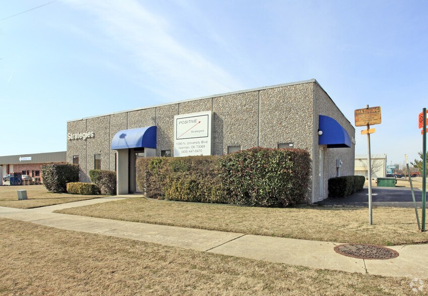 1090 N University Blvd, Norman, OK 73069