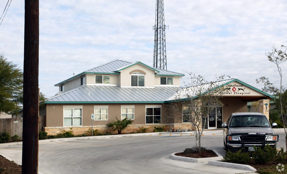 3608 S Gevers St, San Antonio, TX for sale - Building Photo - Image 3 of 3