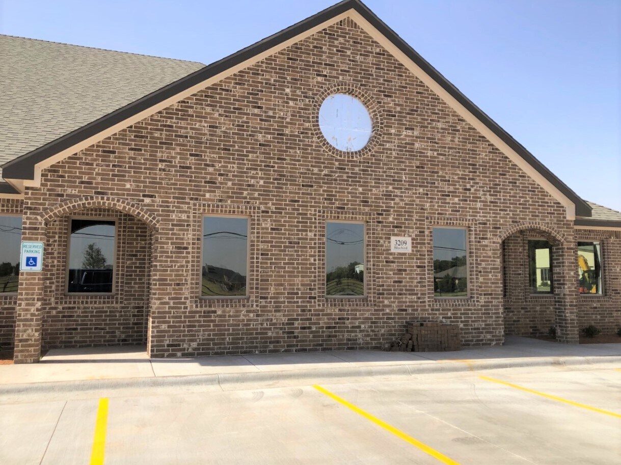 3209 Bluebird Ln, Midland, TX for sale Primary Photo- Image 1 of 1