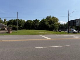 532 West Battle Street, Talladega, AL 35160 - Pub