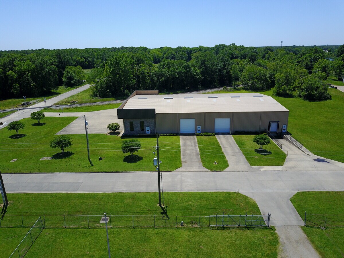 900 Delta Dr, Monroe, LA 71203