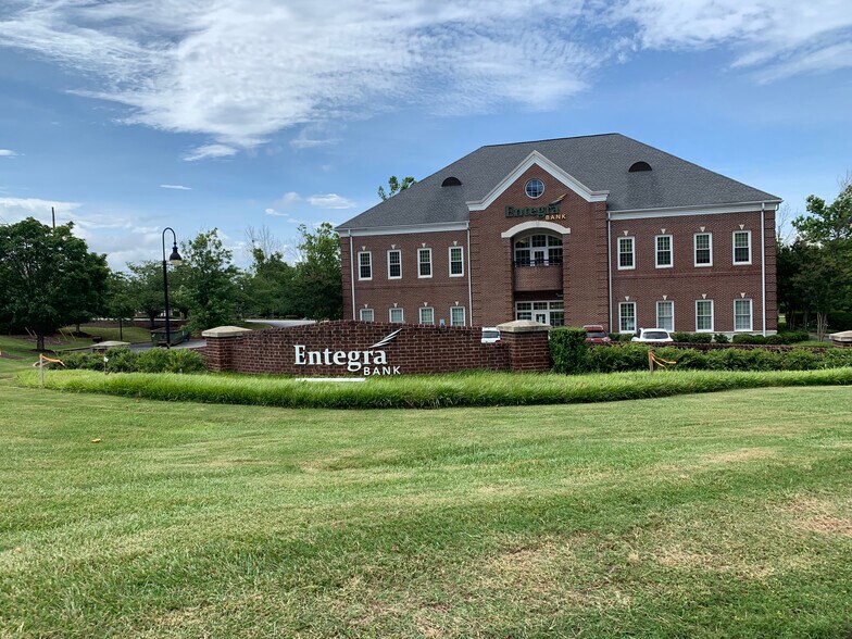 501 Roper Mountain Rd, Greenville, SC 29615