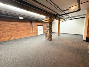 60 Clayton St, Dorchester, MA for sale Interior Photo- Image 2 of 38