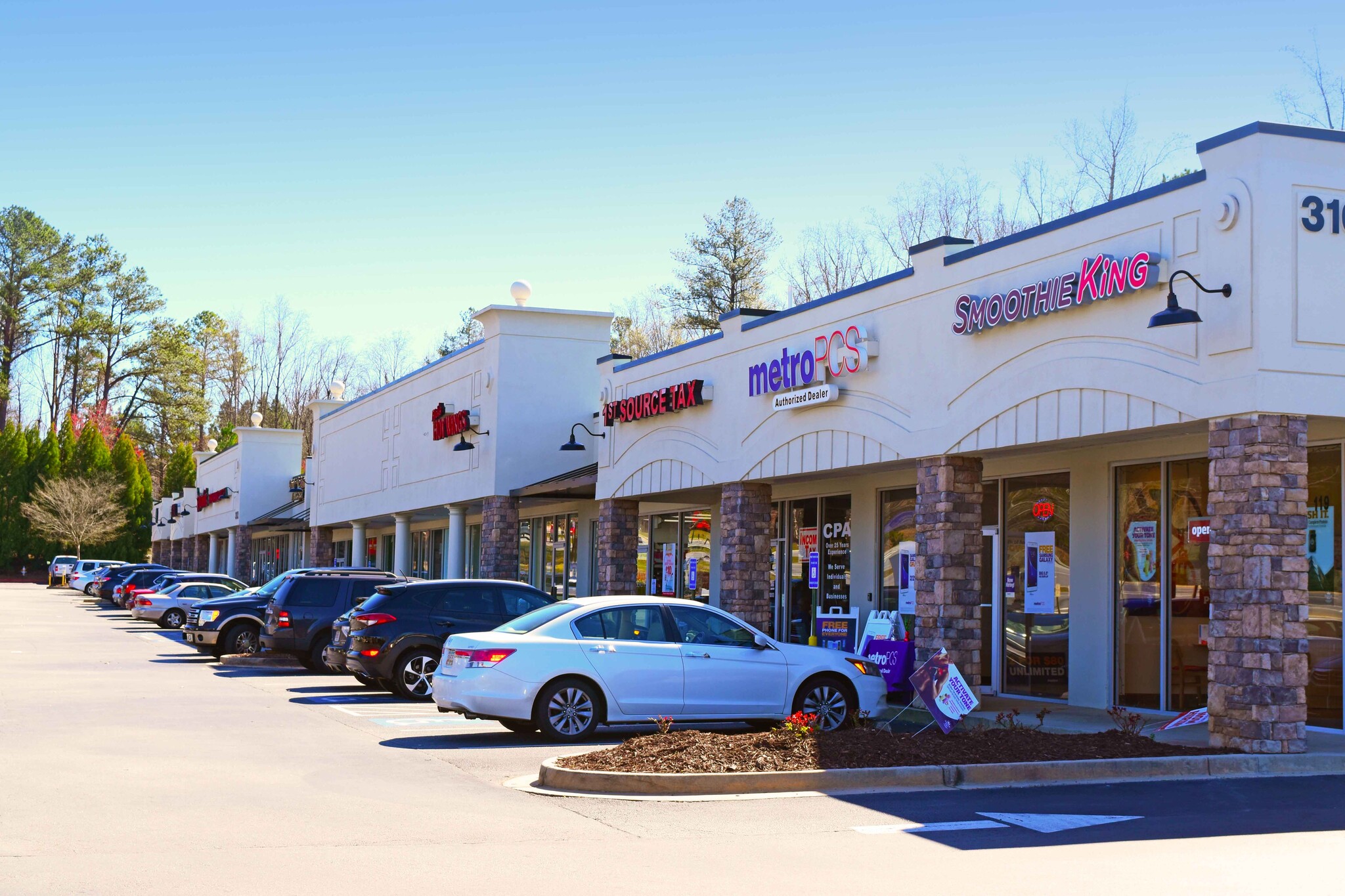 3103 Cobb Pky NW, Acworth, GA for lease Interior Photo- Image 1 of 6