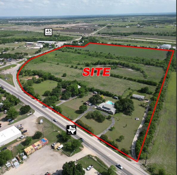 4715 FM 1327, Creedmoor, TX for sale - Primary Photo - Image 1 of 4
