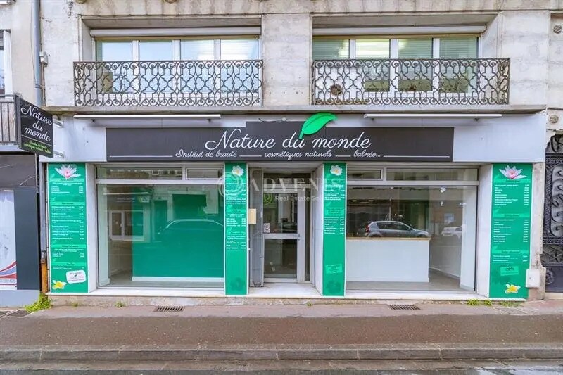 Retail in Périgueux for sale Building Photo- Image 1 of 7