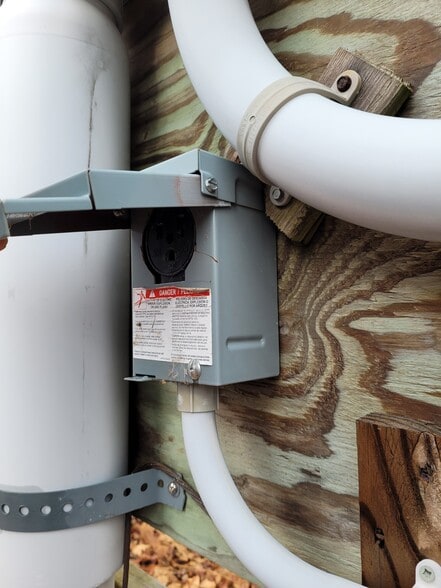 4 Commerce Ct, Ledyard, CT for lease - Building Photo - Image 3 of 16