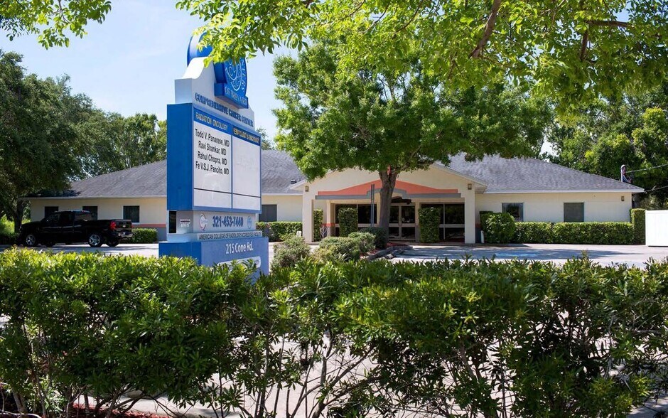 215 Cone Rd, Merritt Island, FL for sale - Building Photo - Image 1 of 1