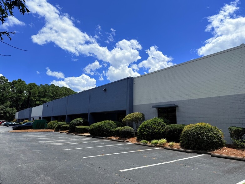 4761 Hugh Howell Rd, Tucker, GA for lease - Building Photo - Image 1 of 2