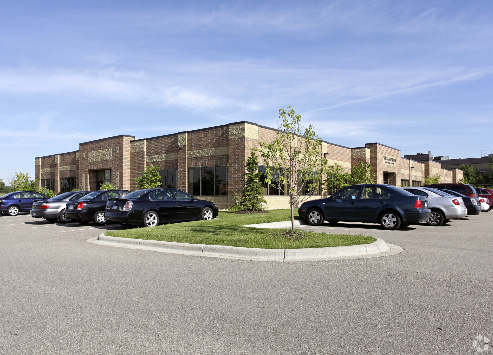 1175 Centre Pointe Blvd, Mendota Heights, MN for sale Primary Photo- Image 1 of 1