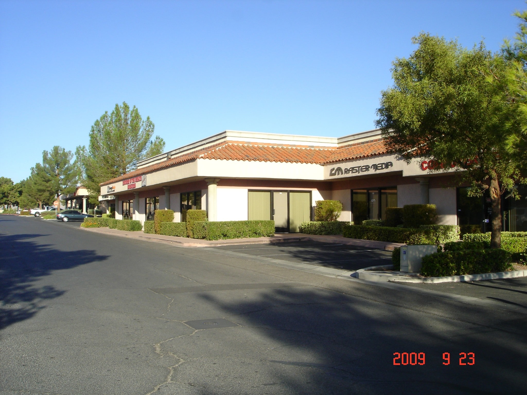 2560 E Sunset Rd, Las Vegas, NV for lease Primary Photo- Image 1 of 9