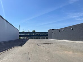1331-1345 Venables St, Vancouver, BC for lease Interior Photo- Image 2 of 4