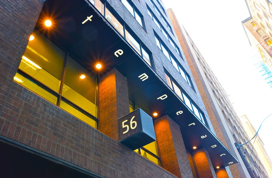 56 Temperance St, Toronto, ON for lease - Building Photo - Image 2 of 2