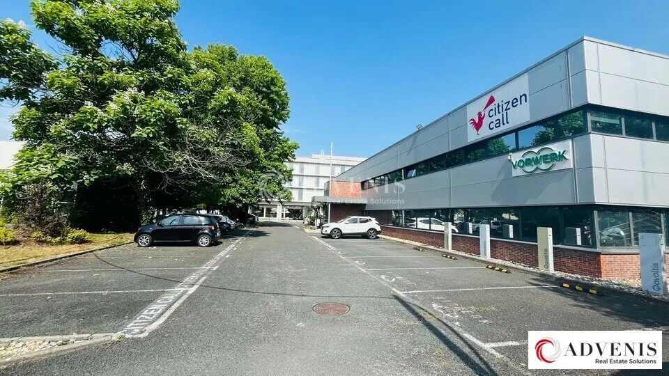 Office in Mérignac for lease - Building Photo - Image 1 of 2