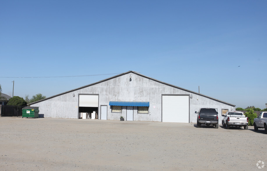 551 N Spruce Rd, Exeter, CA for lease - Building Photo - Image 2 of 3