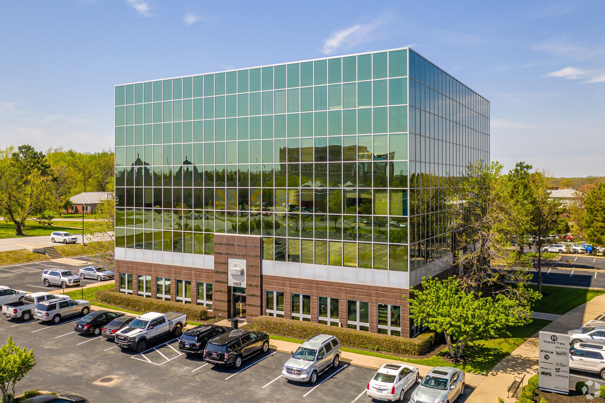 5414 Pinnacle Point Dr, Rogers, AR 72758 Pinnacle Hills Tower II