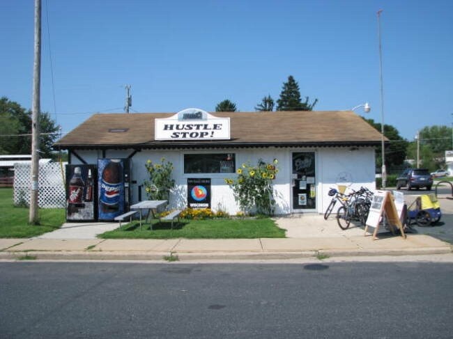 115 E Main St, Camp Douglas, WI for sale - Primary Photo - Image 1 of 1