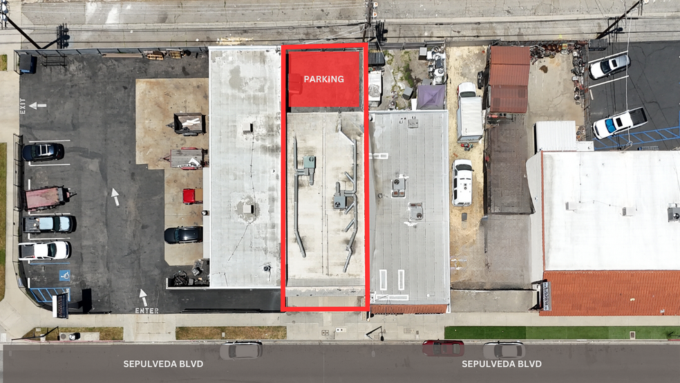 10143-10145 Sepulveda Blvd, Mission Hills, CA for lease - Building Photo - Image 3 of 4