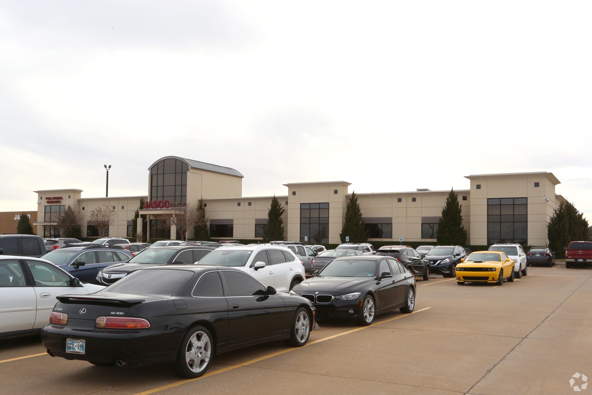 10 E Memorial Rd, Oklahoma City, OK for sale Primary Photo- Image 1 of 1