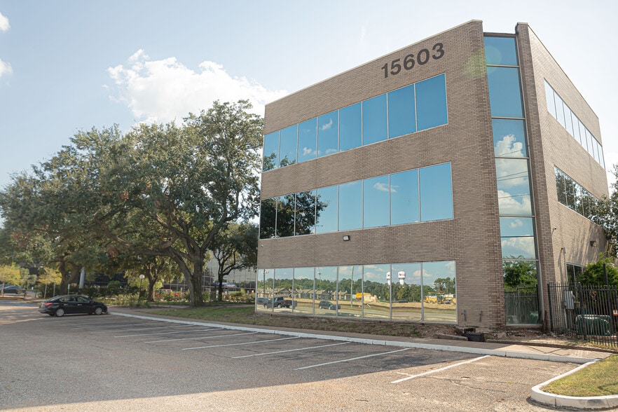 15603 Kuykendahl Rd, Houston, TX for lease - Building Photo - Image 1 of 9