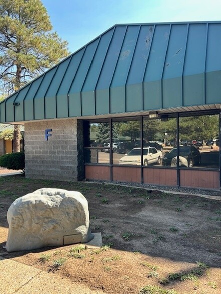 1515 E Cedar Ave, Flagstaff, AZ for lease - Building Photo - Image 3 of 3