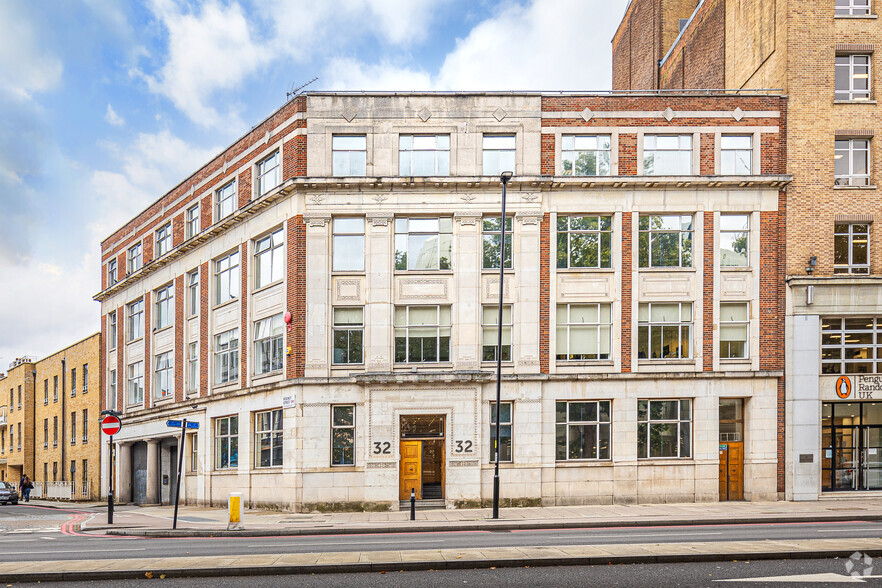 32 Vauxhall Bridge Rd, London for lease - Primary Photo - Image 1 of 3