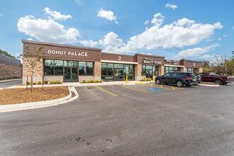 2630 E Robinson Ave, Springdale, AR for lease Building Photo- Image 1 of 3