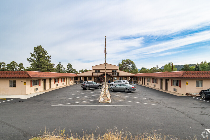 760 S Saint Vrain Ave, Estes Park, CO for sale - Building Photo - Image 1 of 1