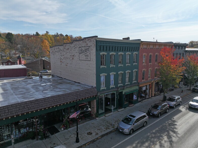 35 Main St, Chatham, NY for sale - Building Photo - Image 1 of 1