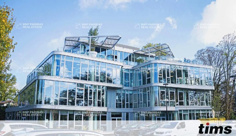 Office in Limonest for lease - Building Photo - Image 1 of 10